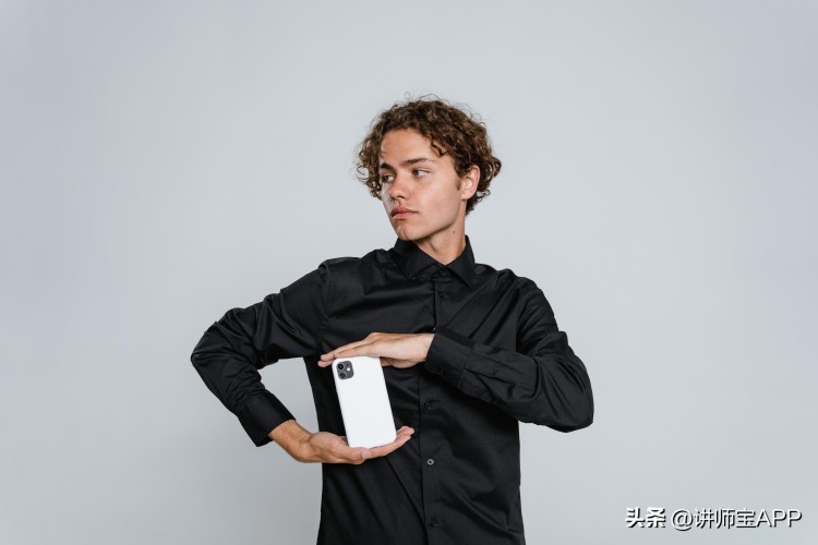 在全球范围内，微信用户达到12亿，微信营销七种模式